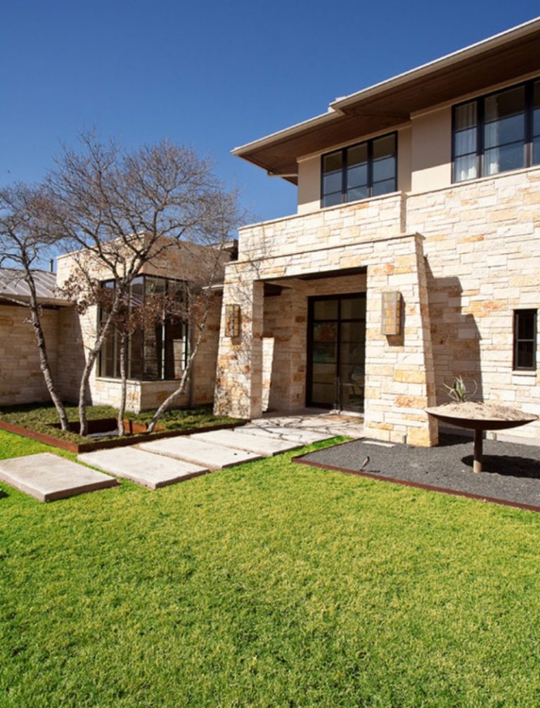 Beeindruckendes Haus in Texas mit Steinfassade - Usual House