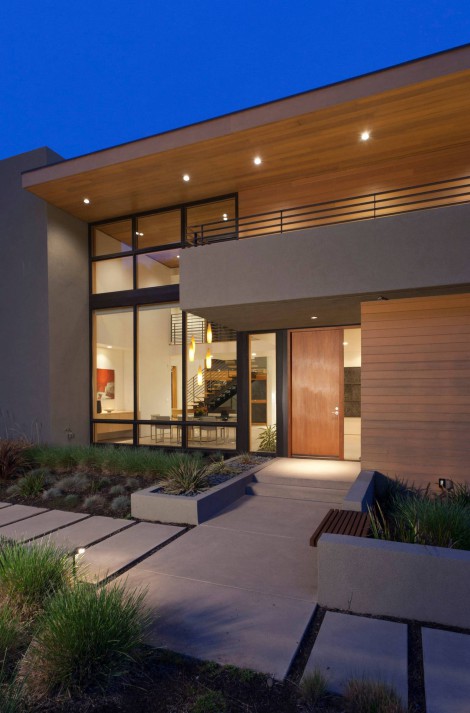 Wood, steel, glass exterior combination and clean lines