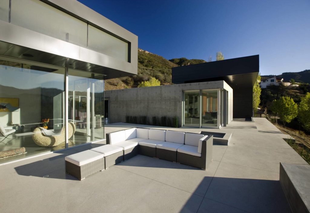 outdoor mountain patio view